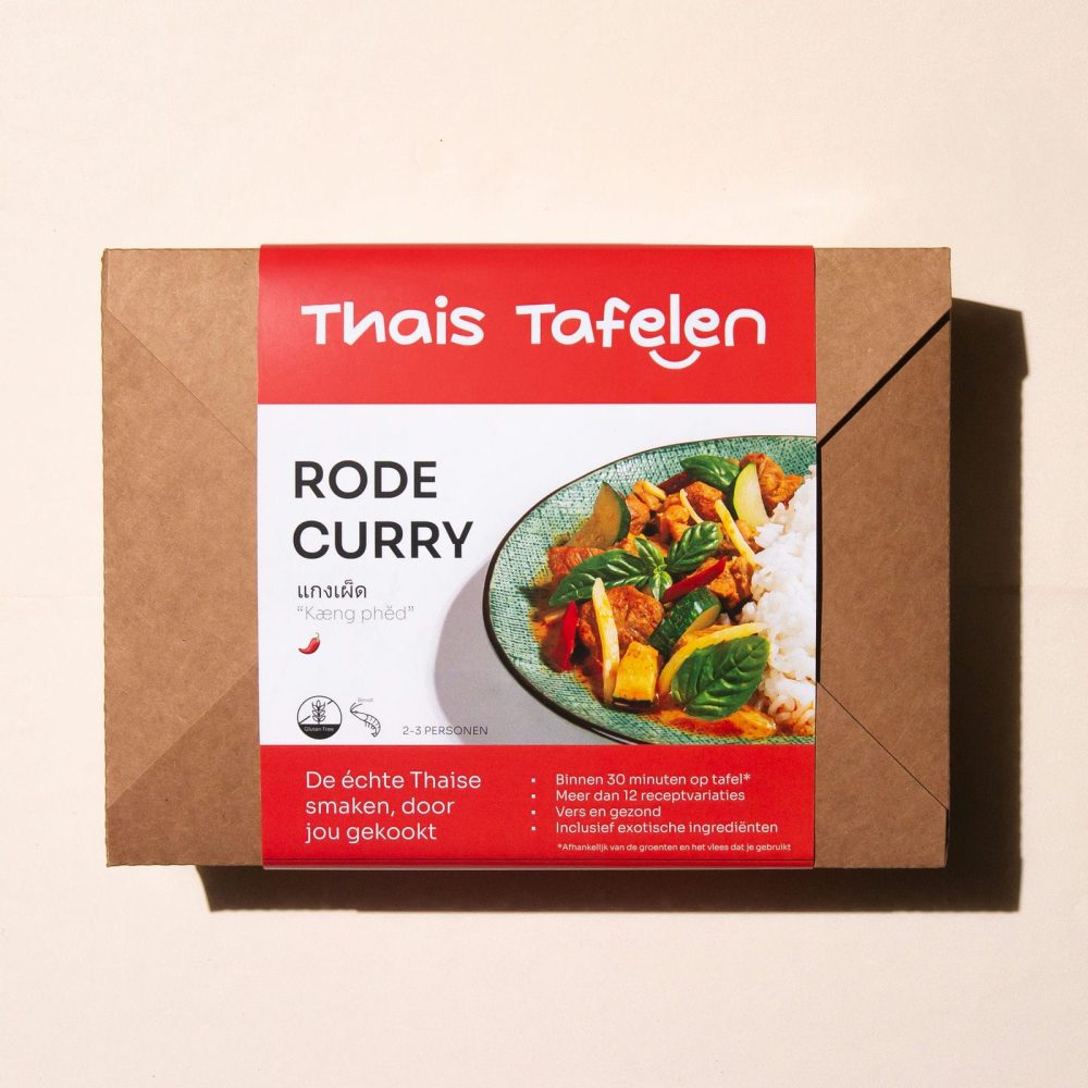 Kookbox rode curry van bovenaf