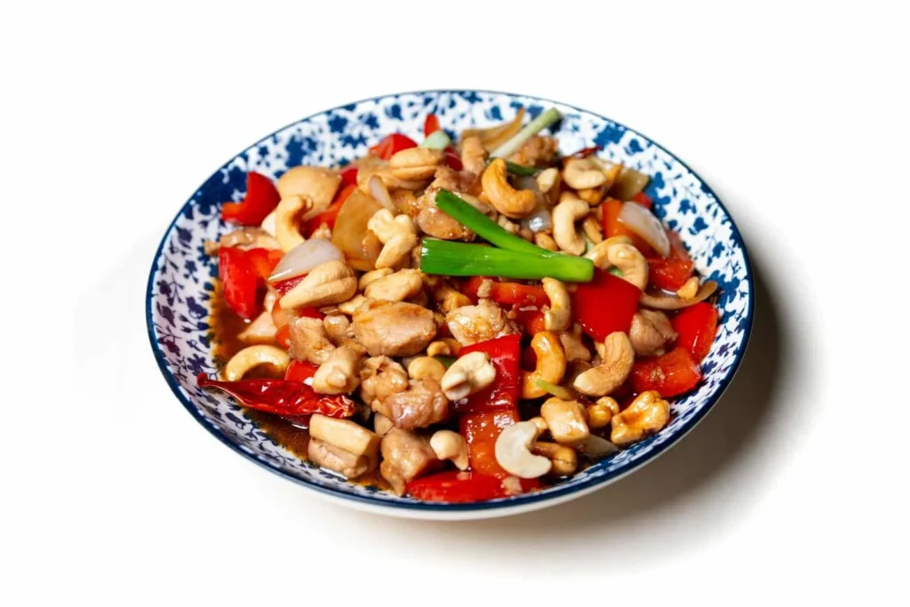 Kip met cashewnoten Thais Tafelen